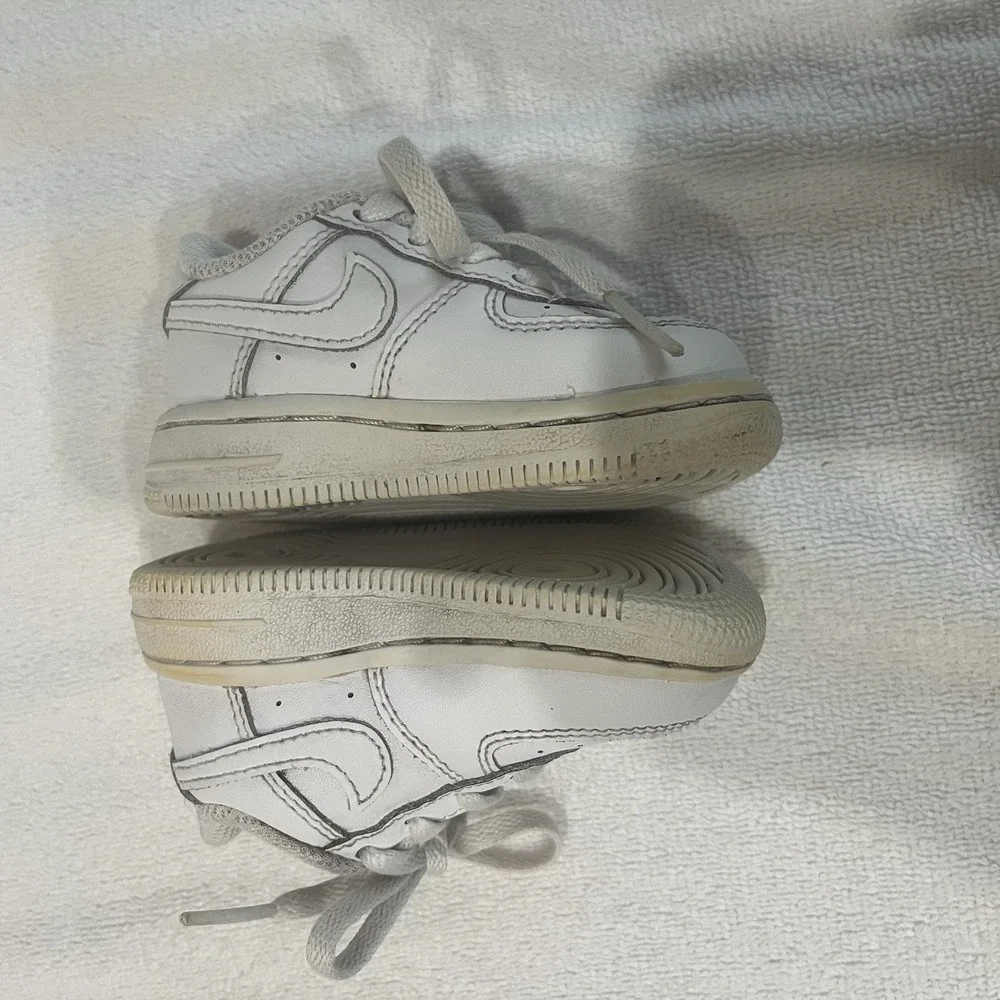 Nike Toddler Baby Air Force 1 White Leather Sneakers Size 4c Triple White